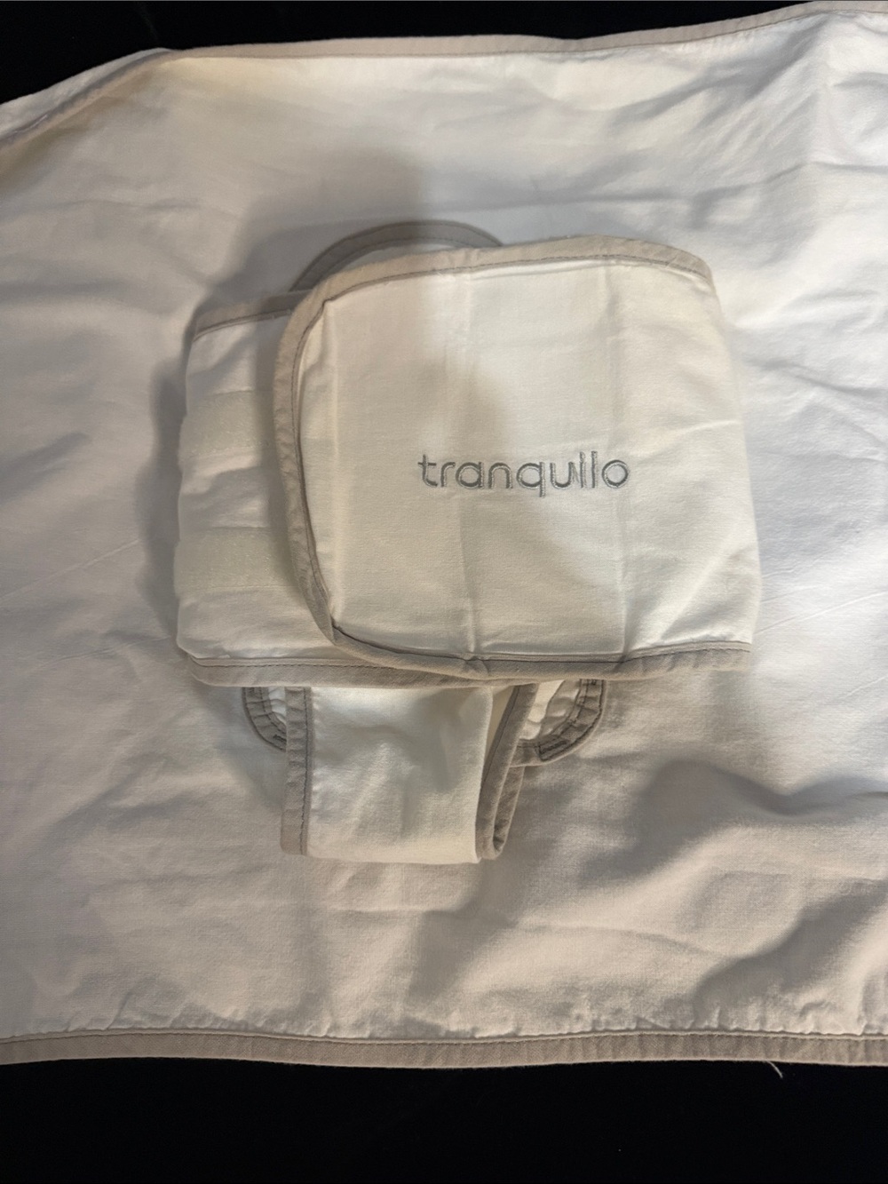 Tranquilo Cream Kid swaddle to support baby in crib